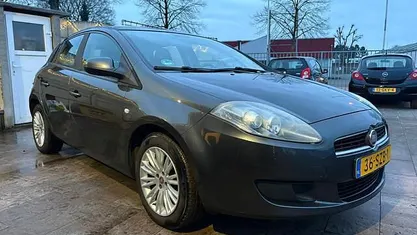 Occasion Fiat Bravo 90 PK (66 kW) 2011 Grijs Hatchback