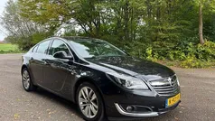 Zwart Gebruikt 2014 Opel Insignia Cosmo Hatchback | € 8.950 (Eerlijke prijs)