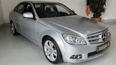 Grijs, metallic lak Gebruikt 2008 Mercedes C200 Avantgarde Sedan | € 8.450 (Eerlijke prijs)