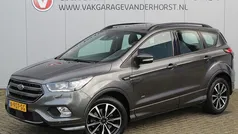 Gebruikt 2017 Ford Kuga ST-Line SUV | € 19.435 (Eerlijke prijs)