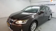 Bruin Gebruikt 2013 Lexus CT200h Hatchback | € 8.950 (Goede deal)