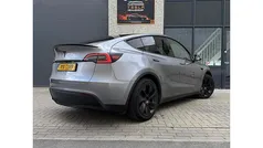 Gebruikt 2024 Tesla Model Y RWD SUV | € 36.999 (Eerlijke prijs)