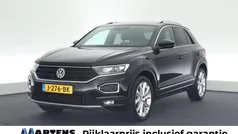 Zwart Gebruikt 2020 VW T-Roc Sport SUV | € 27.449 (Eerlijke prijs)