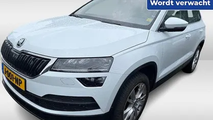 Wit Gebruikt 2020 Skoda Karoq Business Line SUV | € 24.450 (Super prijs)