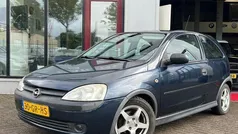 Blauw Gebruikt 2001 Opel Corsa Elegance Hatchback | € 850 (Eerlijke prijs)