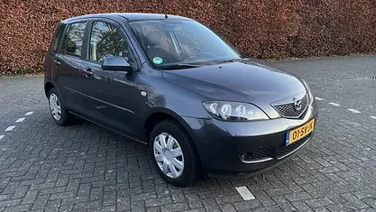 Occasion 2006 Mazda 2 Exclusive MPV | € 1.650 (Eerlijke prijs)
