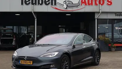 Grijs Gebruikt 2020 Tesla Model S Performance Hatchback | € 34.985 (Super prijs)