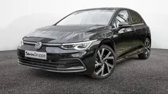 Zwart Gebruikt 2022 VW Golf VIII Style Sedan | € 41.662 (Eerlijke prijs)