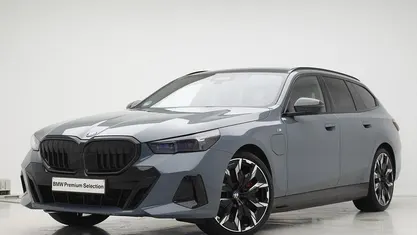 Occasion BMW 550e M Sport 313 PK (230 kW) 2025 Groen Stationwagen
