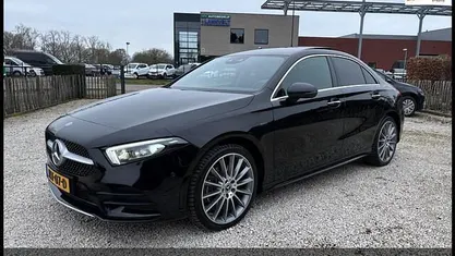 Occasion Mercedes A250 AMG Line Premium Plus 160 PK (117 kW) 2020 Zwart (metallic) Sedan