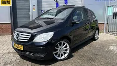 Zwart Gebruikt 2006 Mercedes B200 MPV | € 3.490 (Eerlijke prijs)