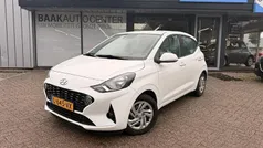 Wit Gebruikt 2021 Hyundai i10 Comfort Hatchback | € 12.950 (Eerlijke prijs)