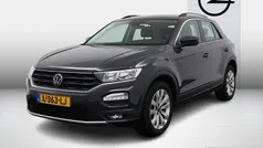 Grijs Gebruikt 2021 VW T-Roc Style SUV | € 19.299 (Eerlijke prijs)