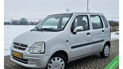 Gebruikt 2002 Opel Agila Comfort Hatchback | € 1.145 (Eerlijke prijs)