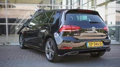 Zwart Gebruikt 2017 VW Golf VII R-line Hatchback | € 17.750 (Super prijs)