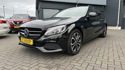 Gebruikt 2017 Mercedes C180 Premium Plus Stationwagen | € 17.650 (Eerlijke prijs)