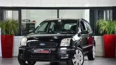 Zwart Gebruikt 2004 Ford Fusion MPV | € 1.998 (Eerlijke prijs)