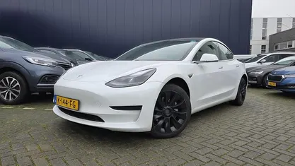 Occasion Tesla Model 3 Standard Range 239 kW (325 PK) 2020 Sedan