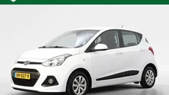 Wit Gebruikt 2016 Hyundai i10 Hatchback | € 8.645 (Eerlijke prijs)