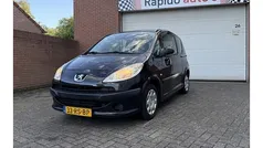 Zwart Gebruikt 2005 Peugeot 1007 Hatchback | € 1.949 (Eerlijke prijs)