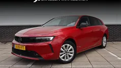 Rood Gebruikt 2023 Opel Astra Stationwagen | € 22.895 (Eerlijke prijs)