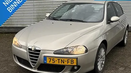 Occasion Alfa Romeo 147 Veloce 120 PK (88 kW) 2006 Grijs Hatchback
