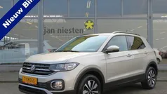 Gebruikt 2023 VW T-Cross Move SUV | € 28.950 (Eerlijke prijs)