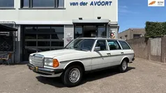 Gebruikt 1984 Mercedes E230 Stationwagen | € 12.500