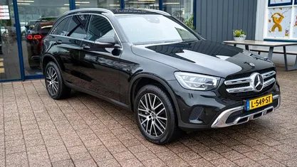 Occasion 2021 Mercedes GLC300e Business SUV | € 36.940 (Super prijs)