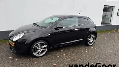 Occasion 2010 Alfa Romeo MiTo Progression Hatchback | € 3.950 (Eerlijke prijs)