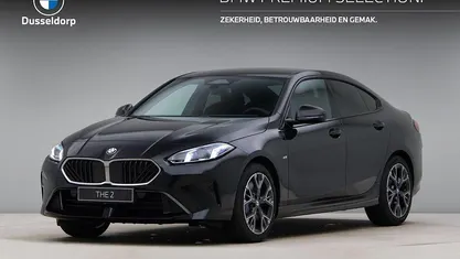 Zwart, metallic lak Occasion 2025 BMW 220 Comfort Edition Coupé | € 35.950 (Super prijs)