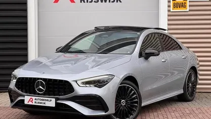 Occasion 2024 Mercedes CLA250e AMG Sedan | € 43.950 (Eerlijke prijs)