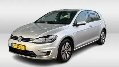 Grijs Gebruikt 2020 VW e-Golf Hatchback | € 13.950 (Goede deal)