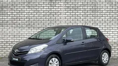 Blauw Gebruikt 2012 Toyota Yaris Hatchback | € 9.290 (Eerlijke prijs)