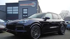 Zwart Gebruikt 2017 Porsche Cayenne SUV | € 53.995 (Eerlijke prijs)