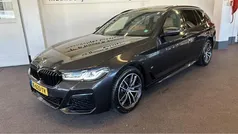 Grijs Gebruikt 2021 BMW 520 Executive Stationwagen | € 41.950 (Eerlijke prijs)