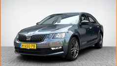 Grijs Gebruikt 2020 Skoda Octavia Business Line Hatchback | € 22.489 (Eerlijke prijs)