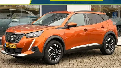 Oranje Gebruikt 2020 Peugeot 2008 Allure SUV | € 16.385 (Goede deal)