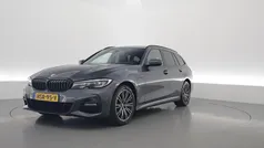 Gebruikt 2021 BMW 330e M Sport Stationwagen | € 33.500 (Eerlijke prijs)