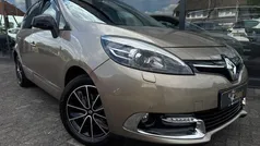 Bruin Gebruikt 2013 Renault Scénic III Bose Edition MPV | € 7.950 (Eerlijke prijs)