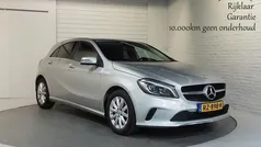 Grijs, metallic lak Gebruikt 2018 Mercedes A160 Ambition Hatchback | € 18.900 (Super prijs)