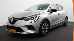 Gebruikt 2023 Renault Clio V Equilibre Hatchback | € 14.740 (Eerlijke prijs)