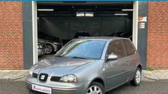 Grijs Gebruikt 2005 Seat Arosa Stella Hatchback | € 1.250 (Eerlijke prijs)