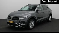 Gebruikt 2022 VW T-Roc Life SUV | € 23.700 (Eerlijke prijs)