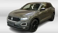 Grijs Gebruikt 2021 VW T-Roc R-line SUV | € 29.950 (Eerlijke prijs)