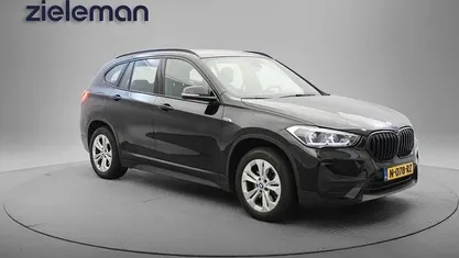 Occasion 2021 BMW X1 Comfort Edition SUV | € 22.845 (Super prijs)