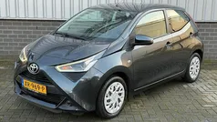 Gebruikt 2019 Toyota Aygo X-play Hatchback | € 7.995 (Goede deal)