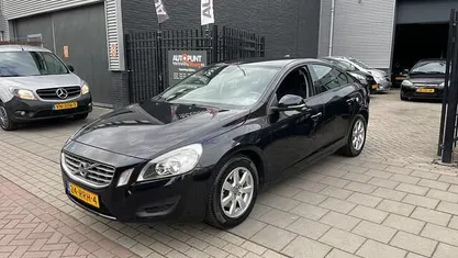 Occasion Volvo S60 Kinetic 150 PK (110 kW) 2011 Sedan
