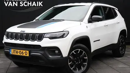 Wit Occasion 2021 Jeep Compass Trailhawk SUV | € 23.950 (Eerlijke prijs)