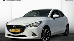 Wit Gebruikt 2018 Mazda 2 Dynamic Hatchback | € 15.945 (Eerlijke prijs)